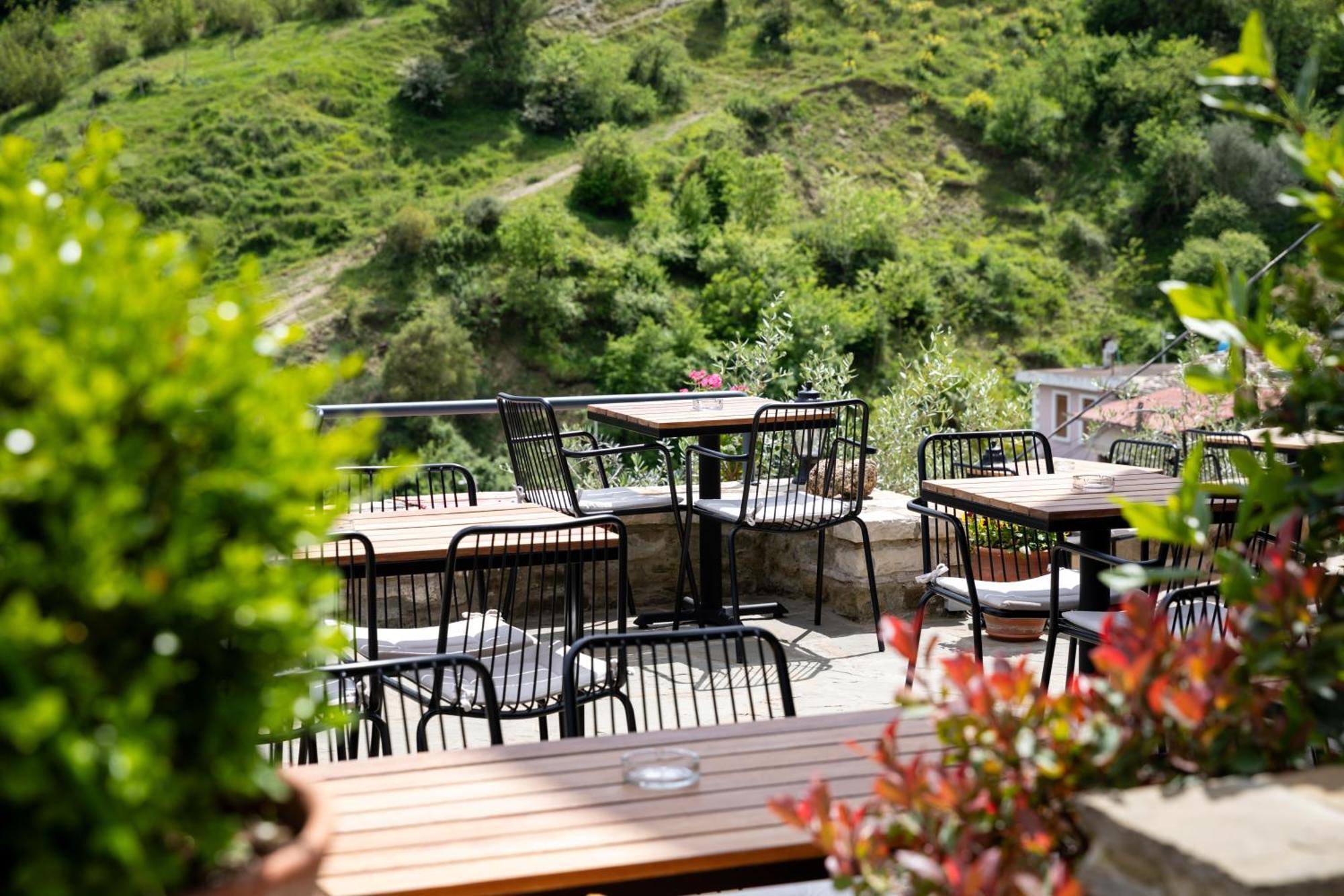 The Stone Sky Hotel Gjirokastër Exterior foto